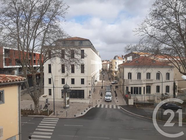 Appartement F2 à louer - 2 pièces - 43.0 m2 - CASTRES - 81 - MIDI-PYRENEES - Century 21 C.G.I.