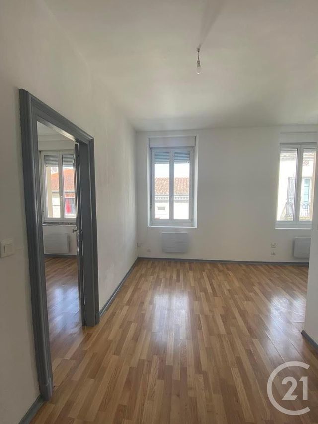 Appartement T2 à louer - 2 pièces - 30.61 m2 - CASTRES - 81 - MIDI-PYRENEES - Century 21 C.G.I.