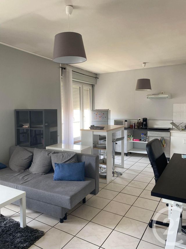 Appartement F2 à louer - 2 pièces - 38.2 m2 - CASTRES - 81 - MIDI-PYRENEES - Century 21 C.G.I.