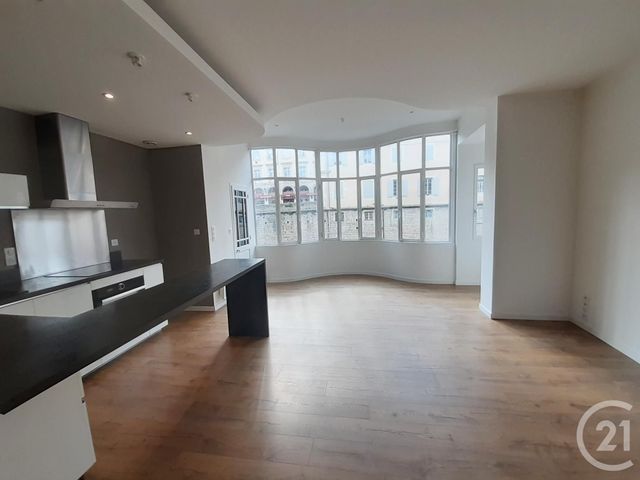 Appartement F2 à louer - 2 pièces - 50.0 m2 - CASTRES - 81 - MIDI-PYRENEES - Century 21 C.G.I.